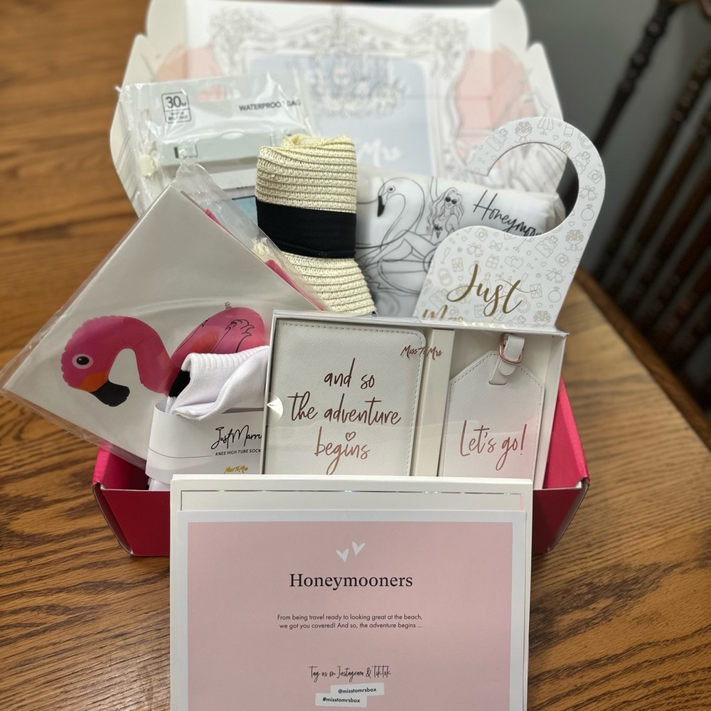 MISS TO MRS BOX- “HONEYMOONERS”